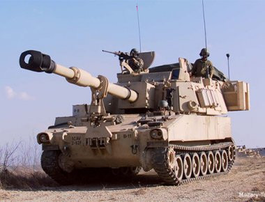 Στο εσωτερικό του αυτοκινούμενου πυροβόλου M109A6 Paladin! (βίντεο)